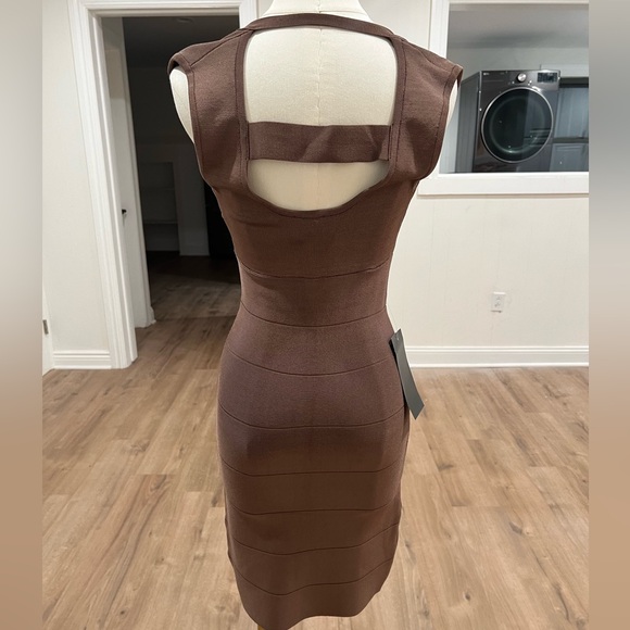 Bebe OVER THE SHOULDER BANDAGE DRESS Size Small - Picture 4 of 15